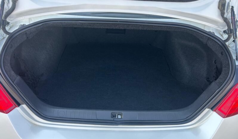 
								2011 Nissan Maxima Premium Sedan full									