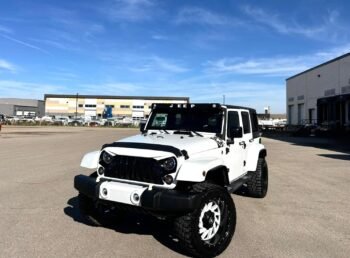2016 Jeep Wrangler Unlimited Sahara 4×4 SUV