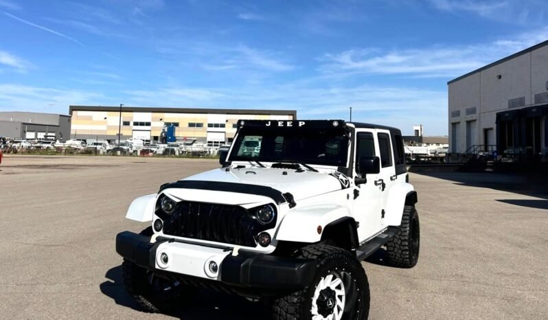 
								2016 Jeep Wrangler Unlimited Sahara 4×4 SUV full									