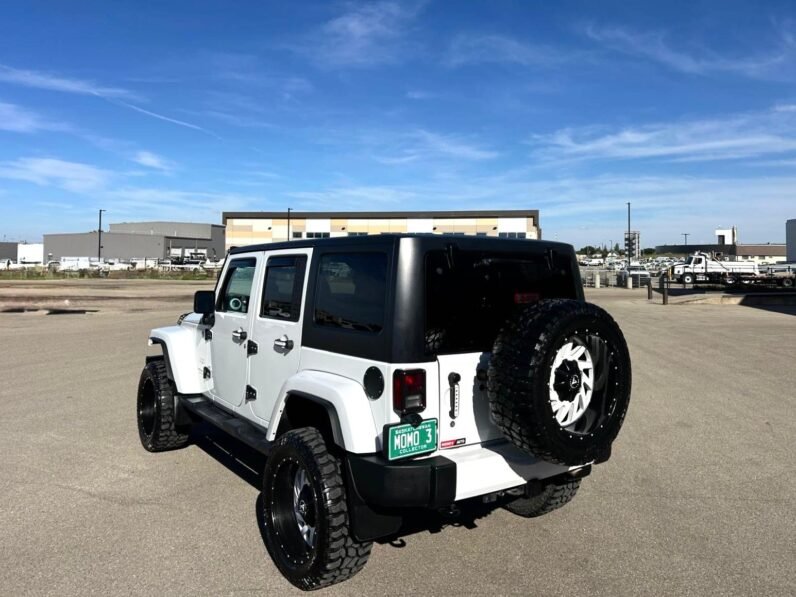 
								2016 Jeep Wrangler Unlimited Sahara 4×4 SUV full									