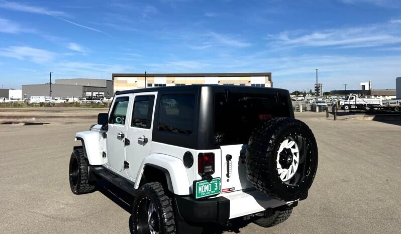 
								2016 Jeep Wrangler Unlimited Sahara 4×4 SUV full									