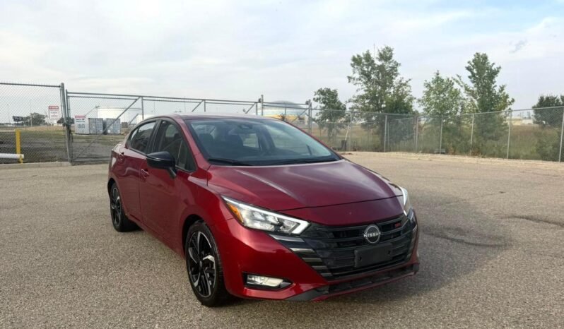
								2023 Nissan Versa SR Sedan full									