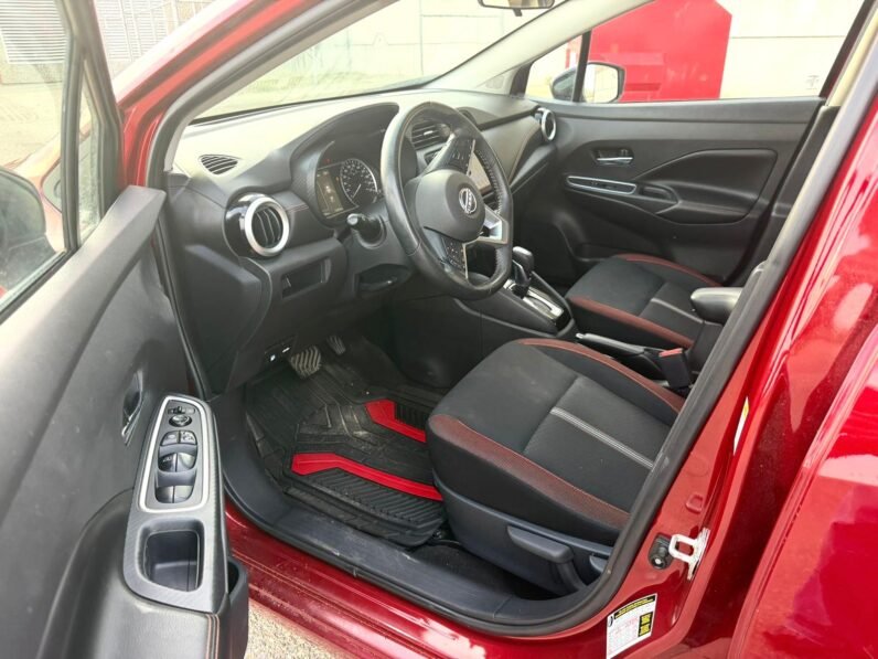 
								2023 Nissan Versa SR Sedan full									