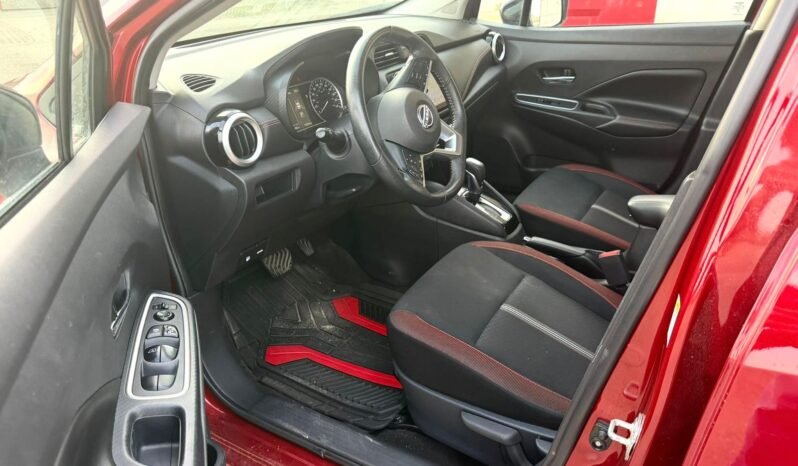 
								2023 Nissan Versa SR Sedan full									