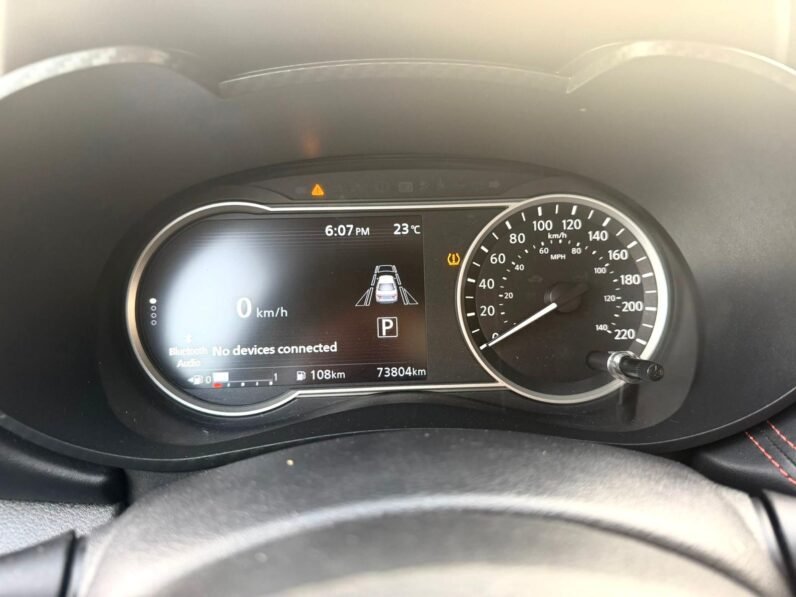 
								2023 Nissan Versa SR Sedan full									