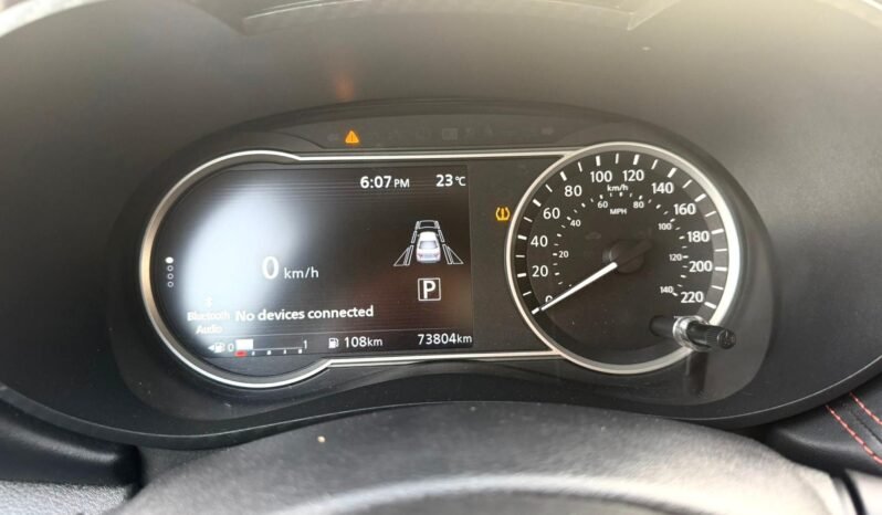 
								2023 Nissan Versa SR Sedan full									