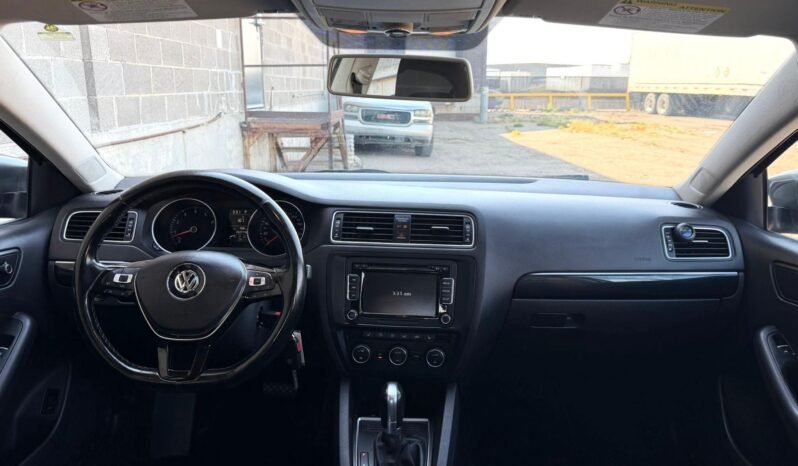 
								2015 Volkswagen Jetta Comfortline Sedan full									