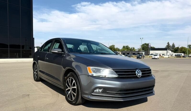 
								2015 Volkswagen Jetta Comfortline Sedan full									