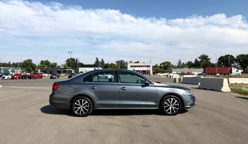 
								2015 Volkswagen Jetta Comfortline Sedan full									