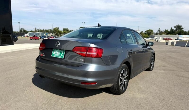 
								2015 Volkswagen Jetta Comfortline Sedan full									