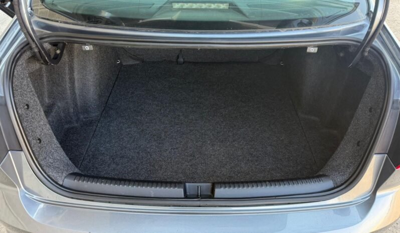 
								2015 Volkswagen Jetta Comfortline Sedan full									