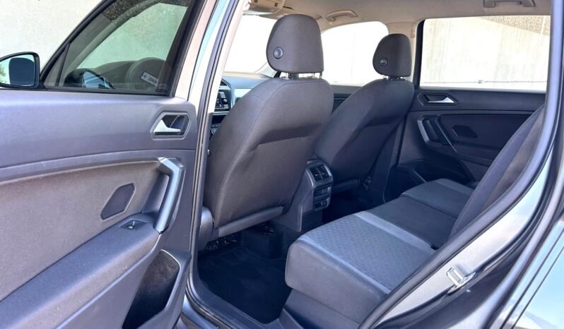 
								2019 Volkswagen Tiguan Trendline AWD SUV full									