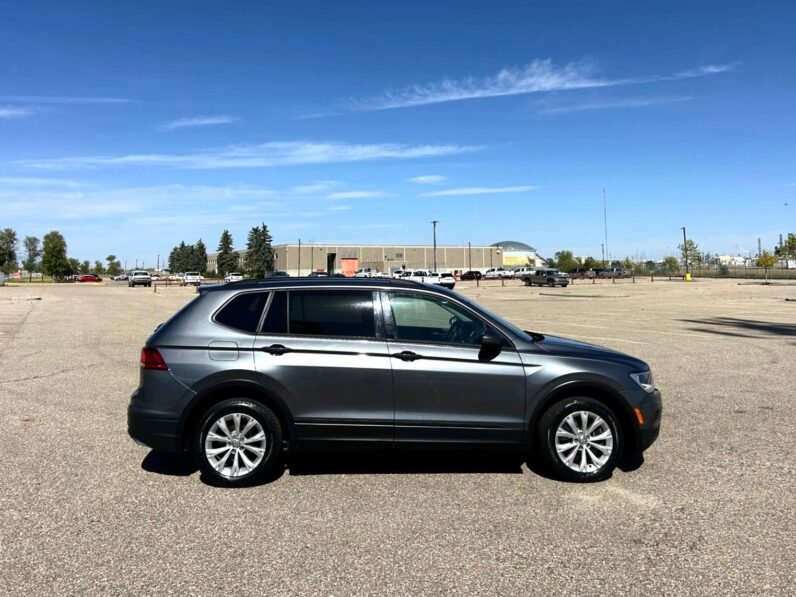 
								2019 Volkswagen Tiguan Trendline AWD SUV full									