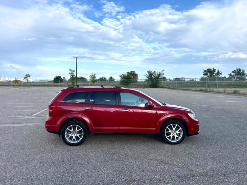 
								2016 Dodge Journey R/T AWD SUV full									