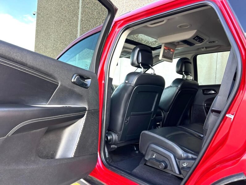 
								2016 Dodge Journey R/T AWD SUV full									