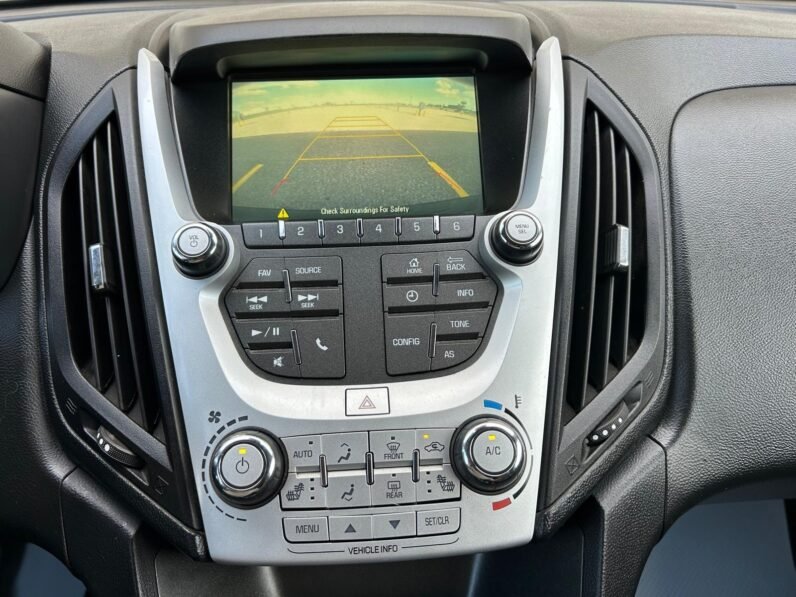 
								2017 Chevrolet Equinox LT AWD SUV full									