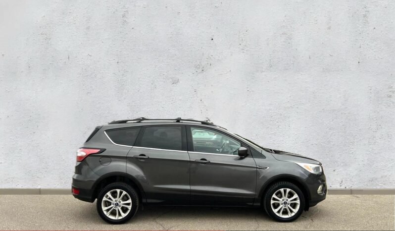 
								2018 Ford Escape SE SUV full									