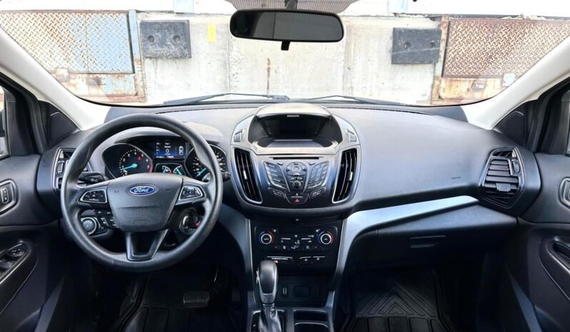 
								2018 Ford Escape SE SUV full									