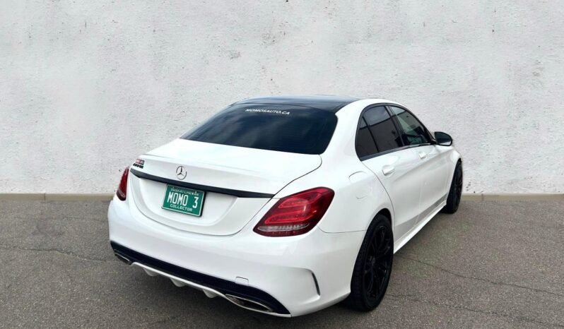 
								2016 Mercedes C300 AMG 4Matic Sedan full									