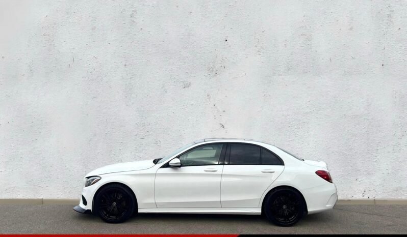 
								2016 Mercedes C300 AMG 4Matic Sedan full									