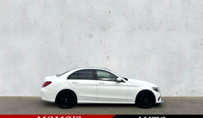
								2016 Mercedes C300 AMG 4Matic Sedan full									