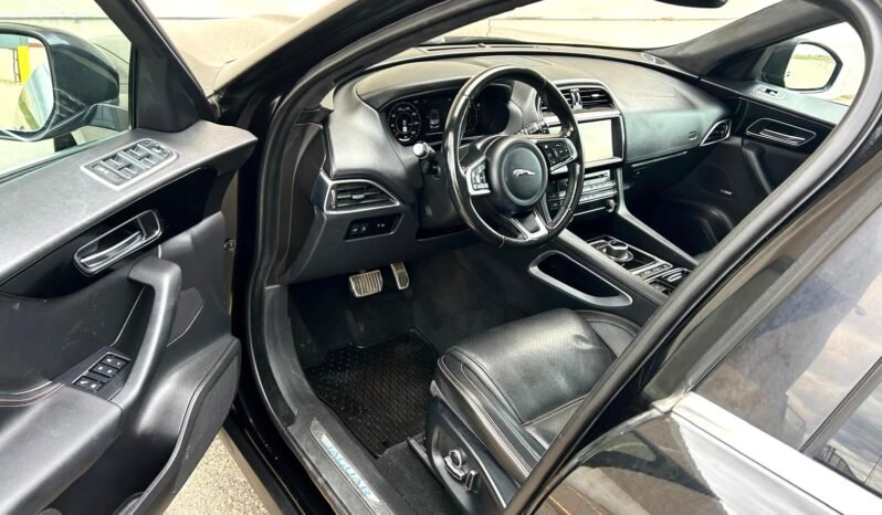 
								2019 Jaguar F-Pace Prestige Diesel AWD SUV full									