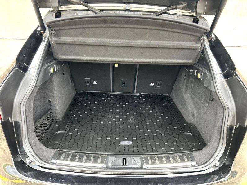 
								2019 Jaguar F-Pace Prestige Diesel AWD SUV full									