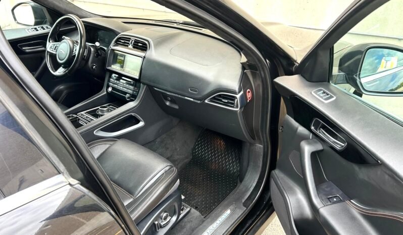
								2019 Jaguar F-Pace Prestige Diesel AWD SUV full									