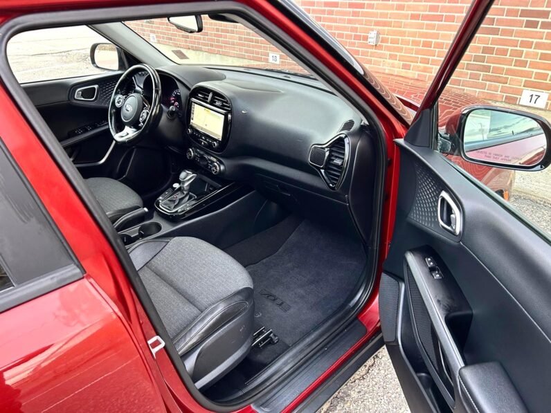 
								2020 Kia Soul EX Hatchback full									