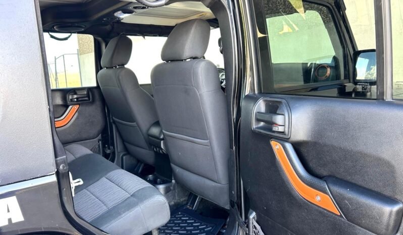 
								2011 Jeep Wrangler Sport Unlimited 4×4 SUV full									