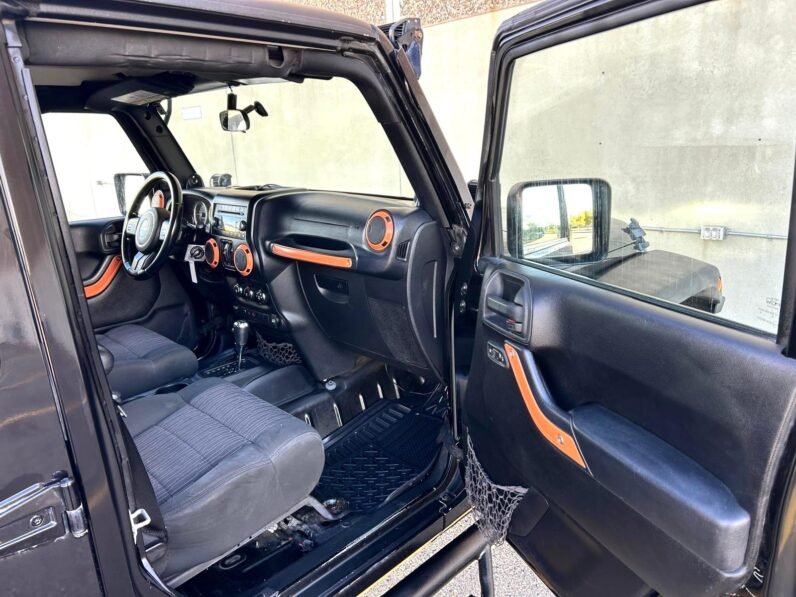 
								2011 Jeep Wrangler Sport Unlimited 4×4 SUV full									