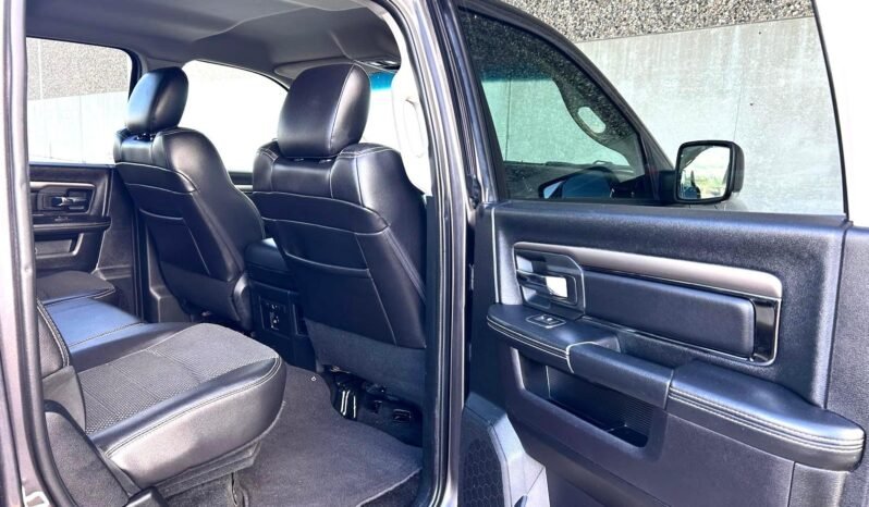 
								2016 Dodge Ram 1500 Sport Crewcab 4×4 Pickup Truck full									