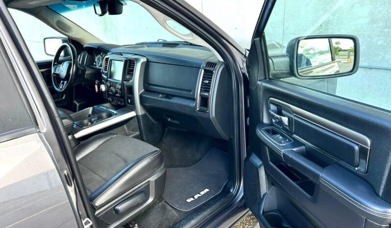 
								2016 Dodge Ram 1500 Sport Crewcab 4×4 Pickup Truck full									