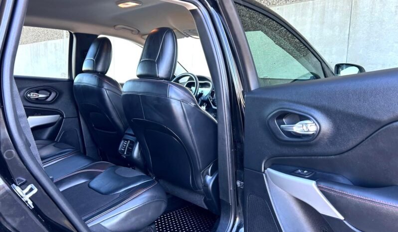 
								2017 Jeep Cherokee TrailHawk 4×4 SUV full									