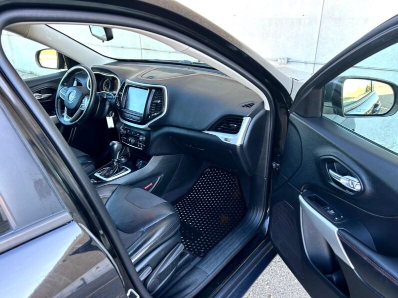 
								2017 Jeep Cherokee TrailHawk 4×4 SUV full									