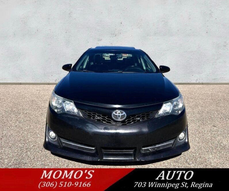
								2013 Toyota Camry SE Sedan full									