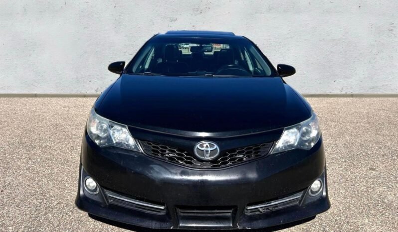 
								2013 Toyota Camry SE Sedan full									