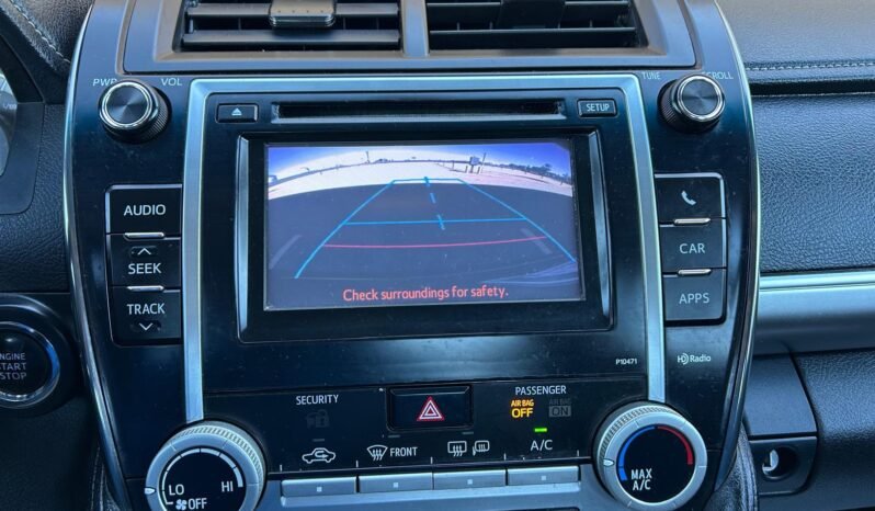 
								2013 Toyota Camry SE Sedan full									