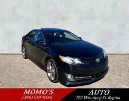 2013 Toyota Camry SE Sedan