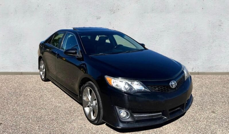 
								2013 Toyota Camry SE Sedan full									