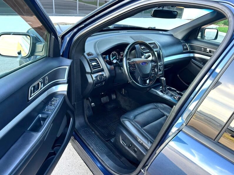 
								2016 Ford Explorer AWD SUV full									