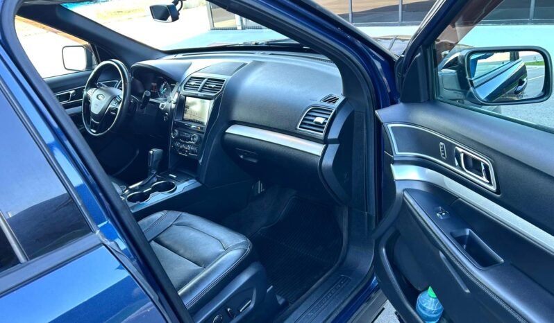 
								2016 Ford Explorer AWD SUV full									
