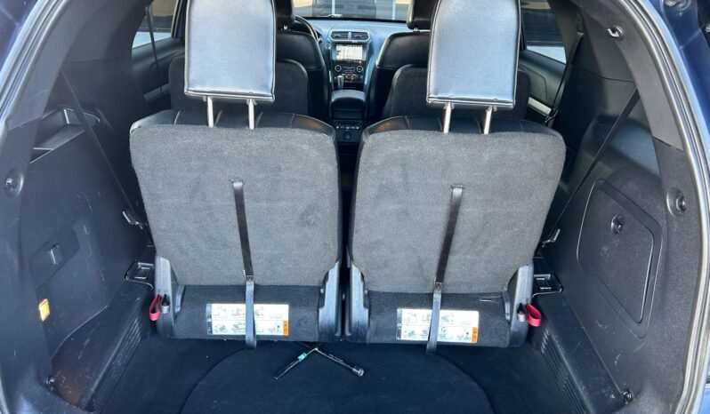 
								2016 Ford Explorer AWD SUV full									