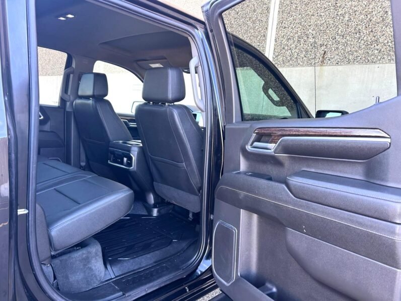
								2023 GMC Sierra 1500 Elevation Crewcab 4×4. full									