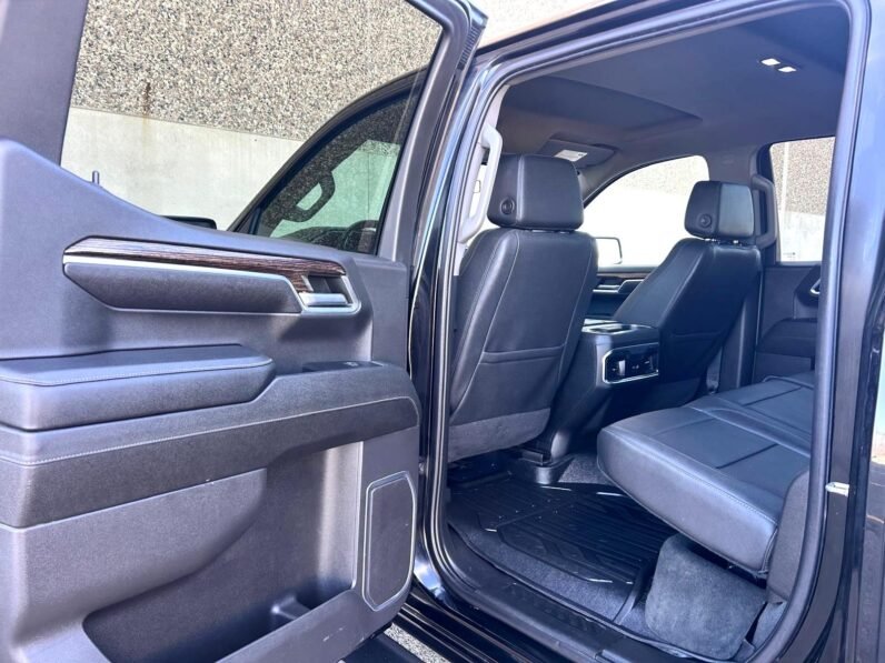 
								2023 GMC Sierra 1500 Elevation Crewcab 4×4. full									