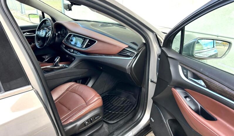 
								2018 Buick Enclave Avenir AWD SUV full									