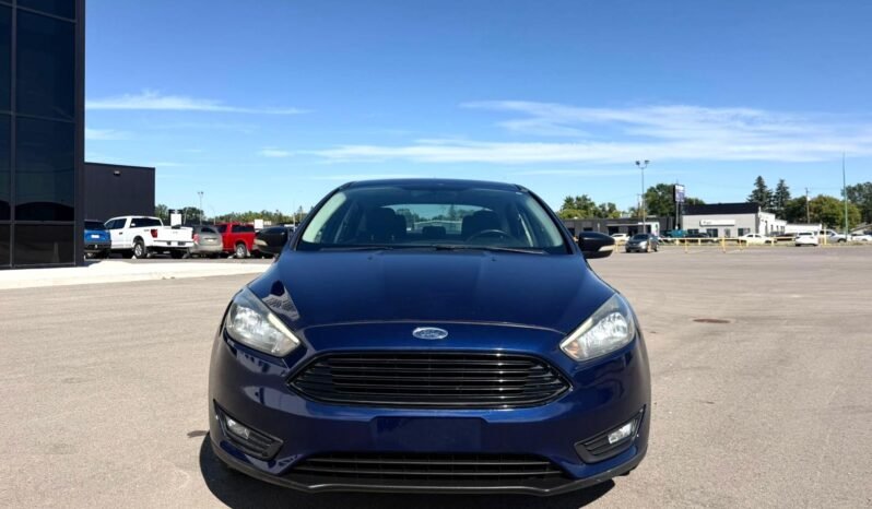 
								2016 Ford Focus SE Sedan full									