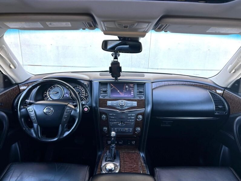 
								2017 Nissan Armada Platinum 4WD SUV full									