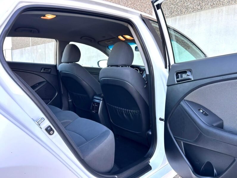 
								2013 Kia Optima LX Sedan full									