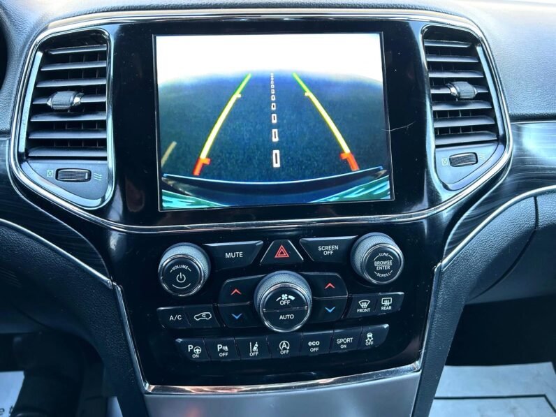 
								2019 Jeep Grand Cherokee Limited 4×4 SUV full									